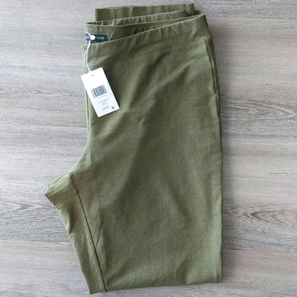 NWT Eileen Fisher Slim Ankle Pants (XS - Olive) - Picture 2 of 4